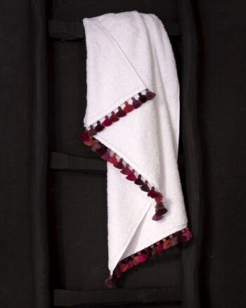 Drap de bain finition Crush de la collection LAMU design original V. Barkowski