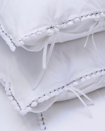 Duo Taies d'oreiller ILAN finition Fog par Valérie Barkowski