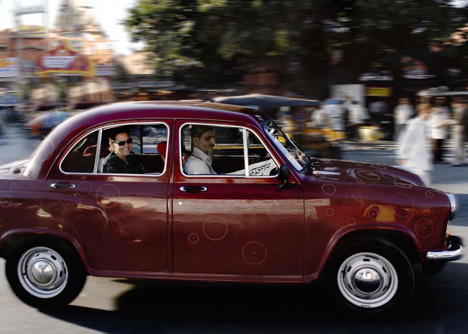 photographie voiture brodée india