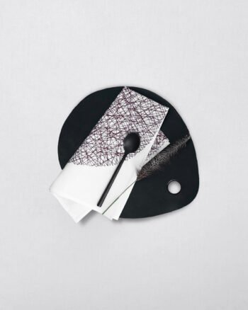 Serviette de table collection DOTS finition noir design V. Barkowski