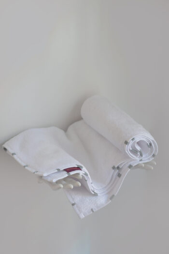 Serviette de bain Collection MEMBA finition water design V. Barkowski