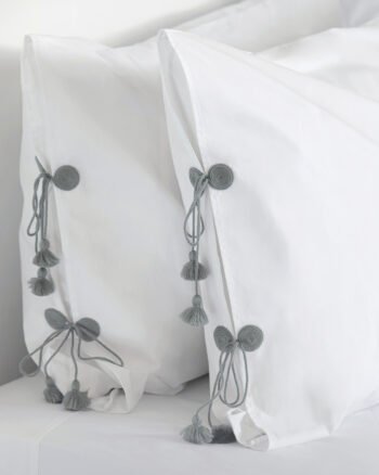 Taie d'oreiller collection YUMI finition water design V.Barkowski