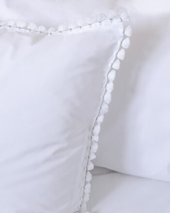 detail taie d'oreiller collection ILAN finition water design V.Barkowski