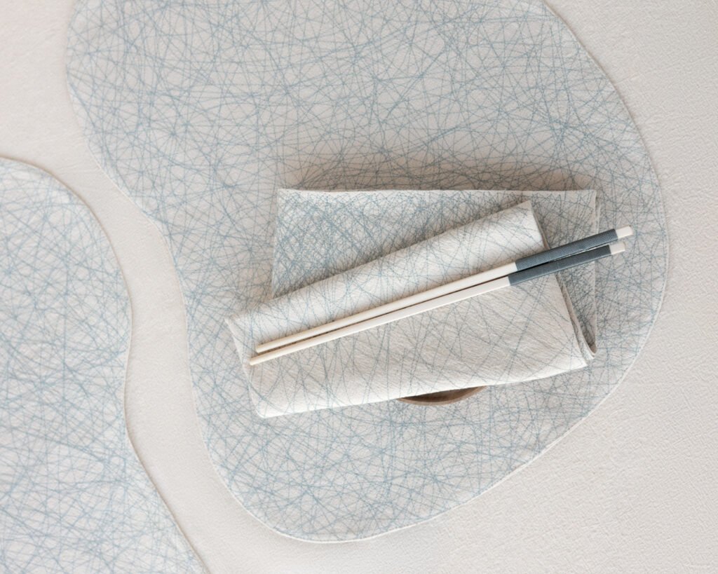 serviette de table ecru OZERA finition water design V.Barkowski