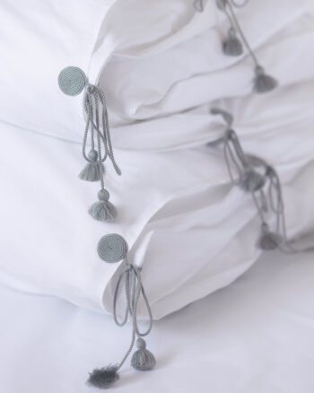 detail housse de couette collection YUMI finition water design V.Barkowski