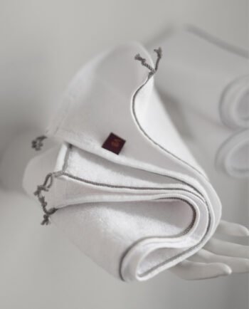 serviette invite OMANA finition water design V. Barkowski