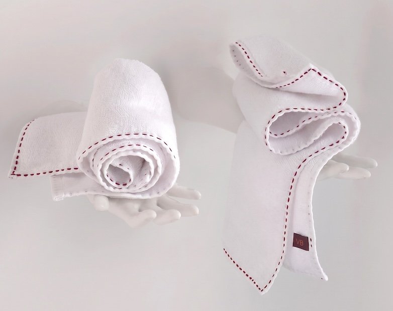 Serviettes invité collection TRASS finition Carmin
