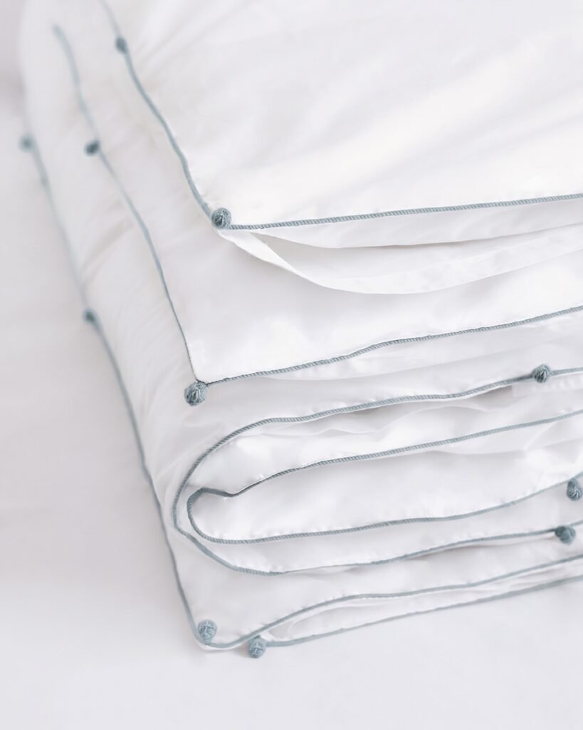 Housse de couette collection NIL finition water design V. Barkowski